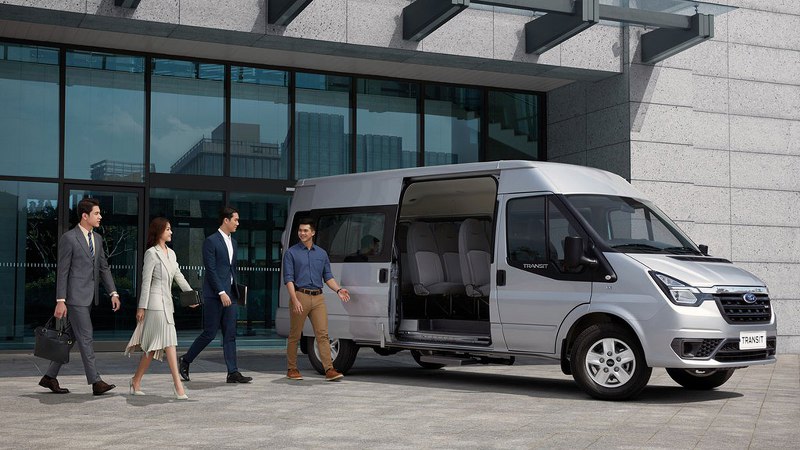 Thân xe Ford Transit 2023