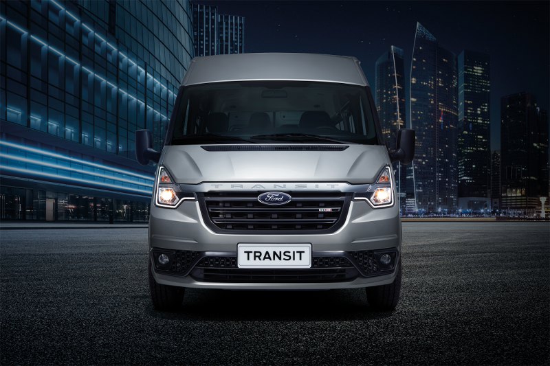 Đầu xe Ford Transit 2023