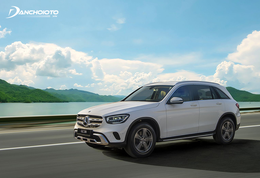 Hệ thống treo Mercedes GLC 200 loại AGILITY CONTROL vận hành êm ái