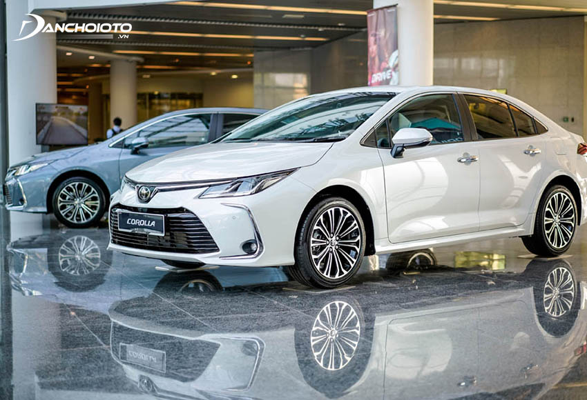 Corolla Altis 1.8HEV sẽ dành cho những ai muốn tham gia vào xu hướng “xe xanh” thân thiện môi trường