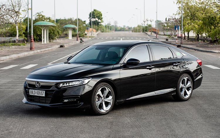 Giá xe Honda Accord 2023 mới nhất tại Việt Nam.