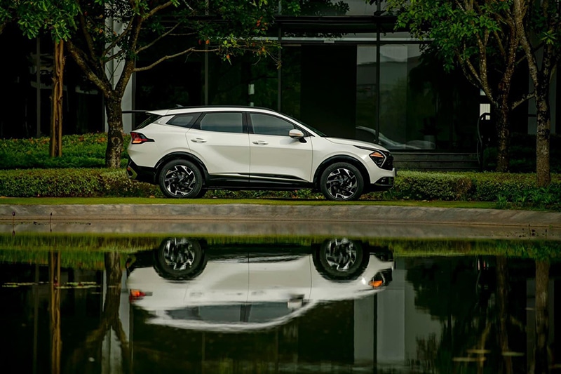 Thân xe KIA Sportage 2022 đời mới.